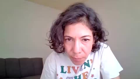 Snapshot of jeanneduval8888 chatting on 05-30-26, 11:02 jeanneduval8888 online show from 05-30-26, 11:02