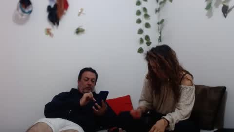 jeans_and_emma online show from 03-06-25, 12:21