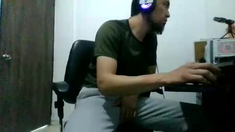 Jeff12012 online show from 11-17-25, 09:09