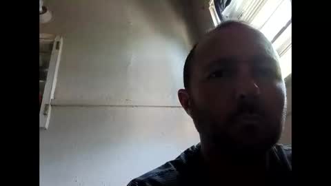 Snapshot of jeffwoodard7840546405 chatting on 06-08-26, 05:35 jeffwoodard7840546405 online show from 06-08-26, 05:35