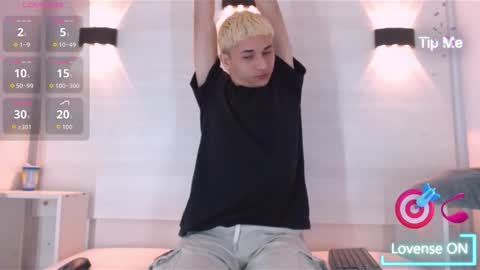 Snapshot of jeic_18 chatting on 09-27-25, 12:32 jeic 18 online show from 09-27-25, 12:32