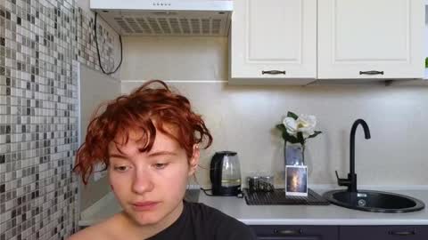 Snapshot of jelly_cherry chatting on 02-26-25, 12:03 Emily online show from 02-26-25, 12:03