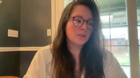 Snapshot of jellybeanin chatting on 12-24-24, 08:27 Jelli online show from 12-24-24, 08:27