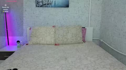 Snapshot of jemalia chatting on 01-17-25, 01:46 Alice online show from 01-17-25, 01:46