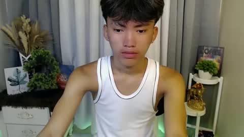 jemart_urnaughtboy online show from 04-10-26, 03:12