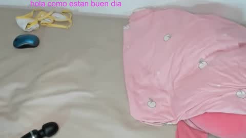 Snapshot of jenelotizz06 chatting on 12-22-24, 03:22 Jenelotizz online show from 12-22-24, 03:22