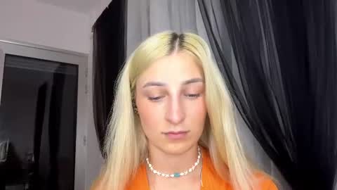 Snapshot of jenetrigg chatting on 07-28-26, 07:39 Joani online show from 07-28-26, 07:39