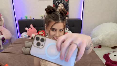 Dolly online show from 10-04-25, 01:20