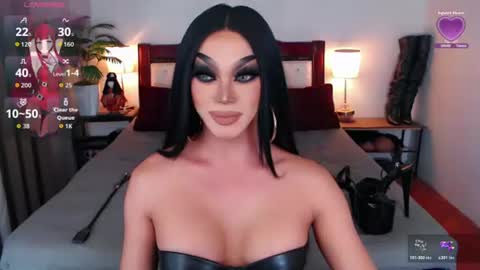 Snapshot of jenifers_body chatting on 07-07-26, 02:03 Queen Jenifer online show from 07-07-26, 02:03