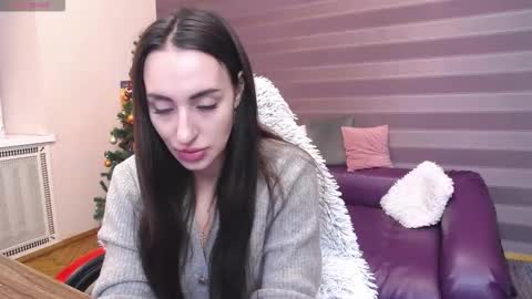 Kira online show from 12-22-25, 08:11