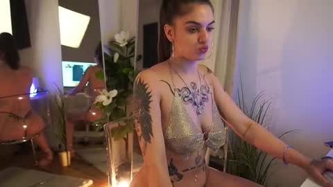 Snapshot of jeniffer_foxx chatting on 09-18-25, 04:47 jeniffer_foxx online show from 09-18-25, 04:47