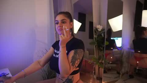 Snapshot of jeniffer_foxx chatting on 10-05-25, 04:00 jeniffer_foxx online show from 10-05-25, 04:00