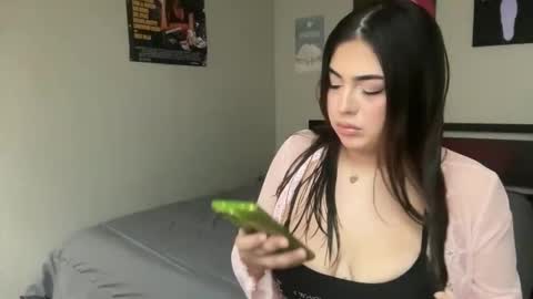 Snapshot of jeniffer_islive chatting on 10-30-25, 07:14 jen online show from 10-30-25, 07:14