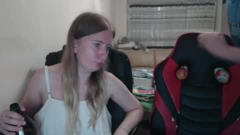 JenisAndPeter online show from 09-09-25, 05:34