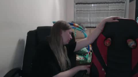 JenisAndPeter online show from 09-23-25, 06:22