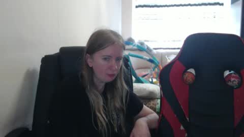 JenisAndPeter online show from 09-29-25, 06:51