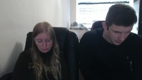 JenisAndPeter online show from 10-02-25, 07:48