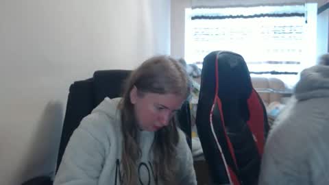 JenisAndPeter online show from 03-13-26, 07:37