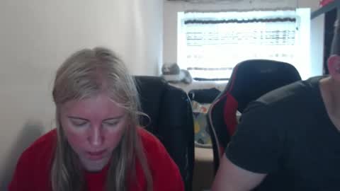 JenisAndPeter online show from 05-10-26, 07:24