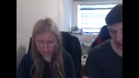 JenisAndPeter online show from 05-15-26, 07:48