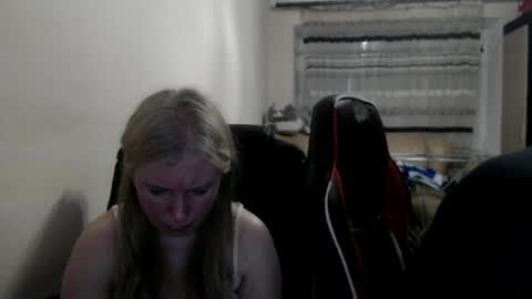 JenisAndPeter online show from 05-23-26, 06:12