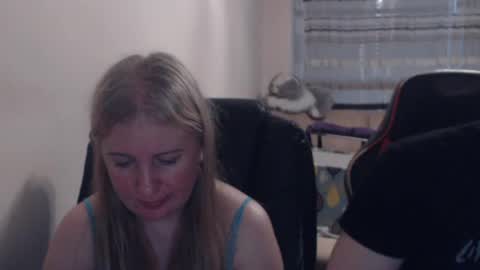 JenisAndPeter online show from 06-21-26, 06:21