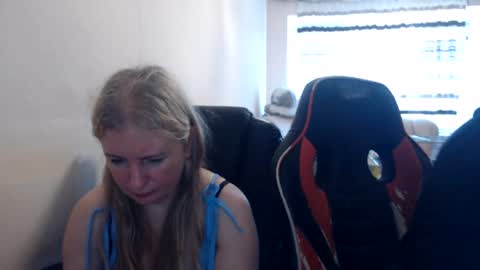 JenisAndPeter online show from 06-27-26, 07:02