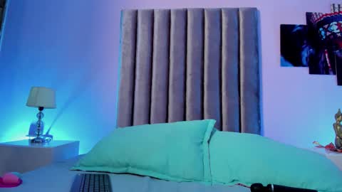 Jenna online show from 01-16-26, 05:11