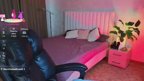 Snapshot of jenna_adams_ chatting on 06-12-26, 02:43 jenna_adams_ online show from 06-12-26, 02:43