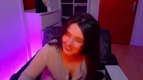 jennasxy19 online show from 02-04-25, 08:17