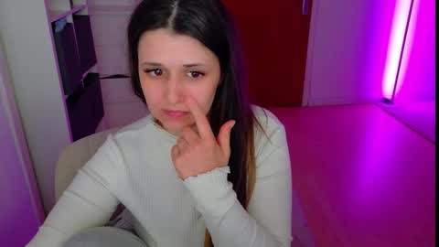 jennasxy19 online show from 09-26-25, 10:36