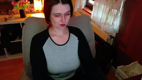 jennasxy19 online show from 04-21-26, 12:00