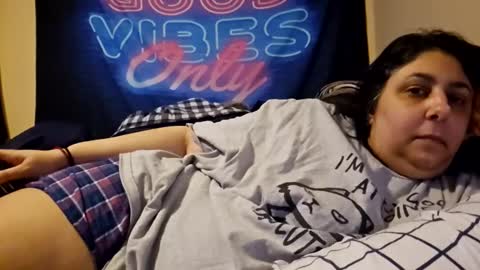 Snapshot of jennabrady chatting on 12-27-24, 11:39 Dragon Queen. Be my Dragon -- and online show from 12-27-24, 11:39