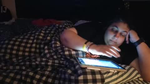 Snapshot of jennabrady chatting on 10-16-25, 12:50 Dragon Queen. Be my Dragon -- and online show from 10-16-25, 12:50