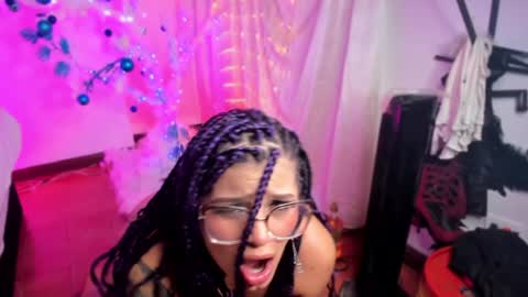 Snapshot of jenndy_lockhart chatting on 12-28-24, 06:28 follow me in me IG jenndy971 online show from 12-28-24, 06:28