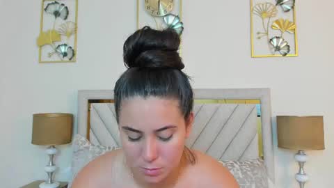 jenner_madison online show from 07-04-26, 12:33