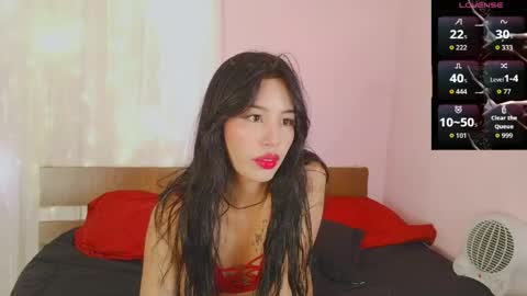 Jenner online show from 04-19-26, 07:27