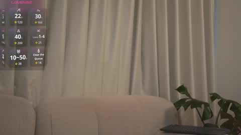  jenn  online show from 10-12-25, 11:31
