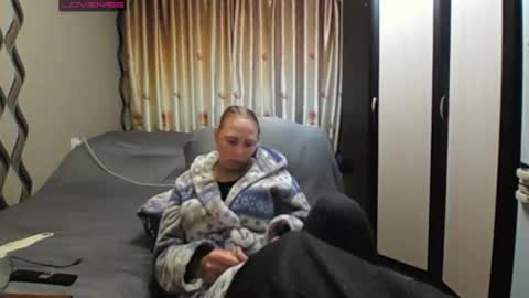 JenniDeep online show from 05-27-26, 06:49