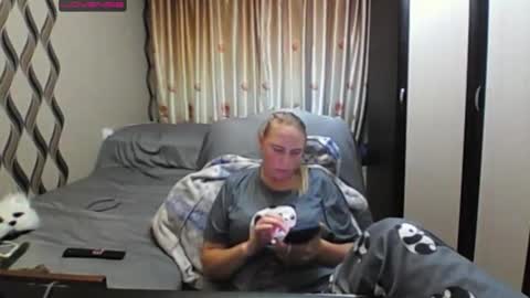 JenniDeep online show from 06-11-26, 06:17