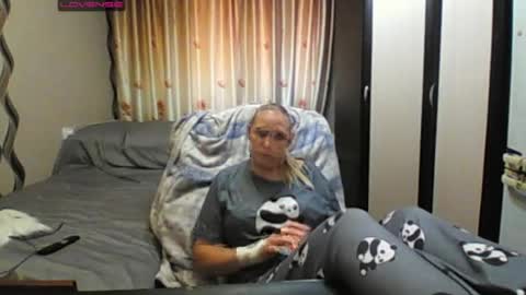 JenniDeep online show from 06-18-26, 12:31