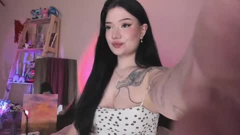Snapshot of jennie_doe chatting on 05-31-26, 05:26 jennie_doe online show from 05-31-26, 05:26
