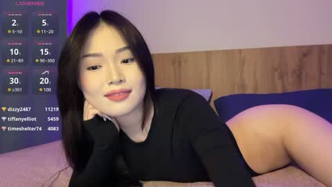 jennie_yung online show from 12-27-24, 12:07