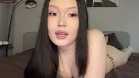 jennie_yung online show from 07-17-26, 12:28