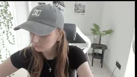 Karla online show from 06-20-26, 12:19