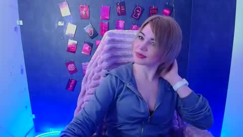 Jennifer online show from 02-18-26, 06:53