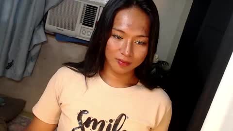 Snapshot of jennifer_licious chatting on 10-01-25, 10:27 Jenny online show from 10-01-25, 10:27