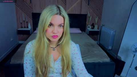 Jennifer Perezz online show from 06-01-26, 05:03