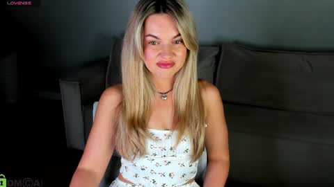 Jennifer Perezz online show from 06-22-26, 05:10