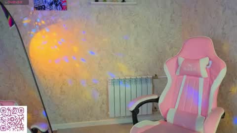 jennifer online show from 06-11-26, 01:05